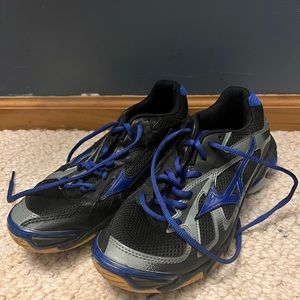 Mizuno womens volleyball shoes